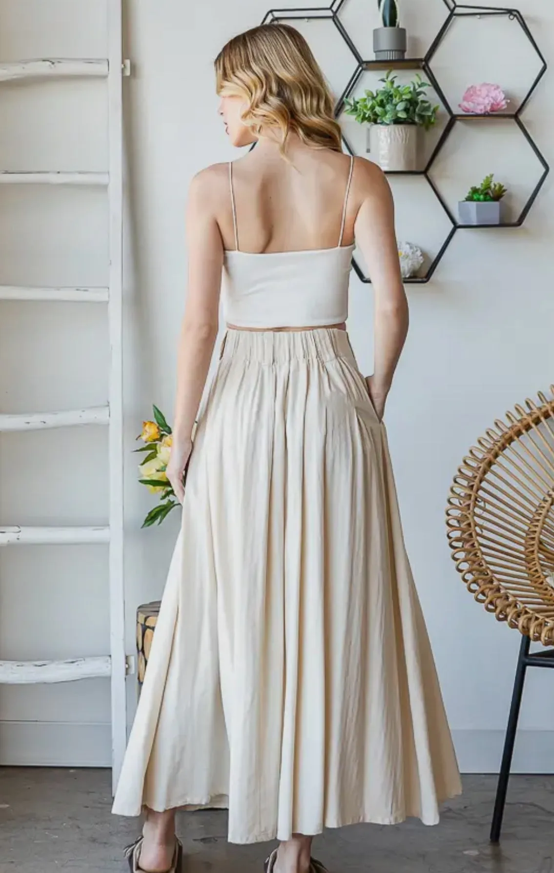 Cream Washed Pleated Details Maxi Skirt